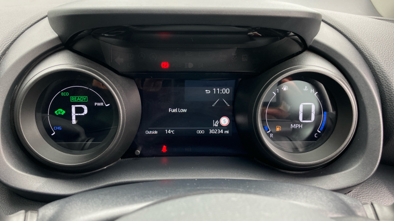 Toyota Yaris 1.5 Hybrid Design 5dr CVT Hybrid Hatchback